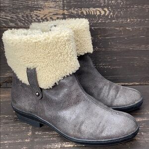 David Tate Faux Shearling Shirt Boots Size 7.5M